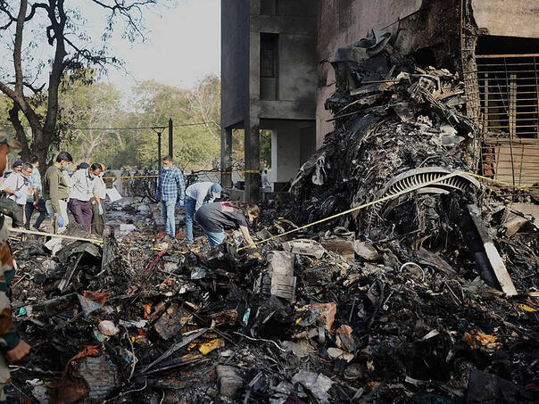Broj poginulih u avionskoj nesreći u Indiji premašio 310