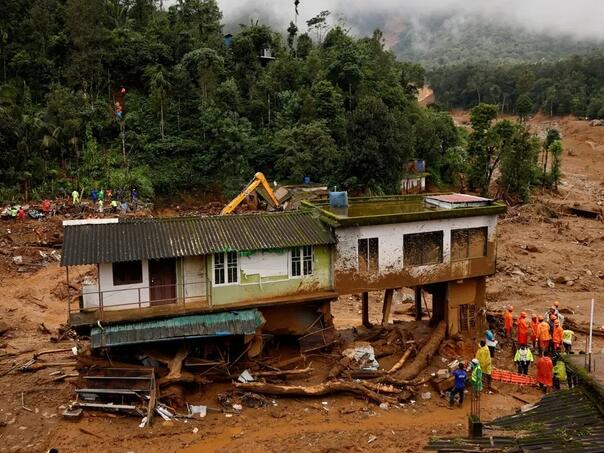 Broj poginulih u klizištima u južnoj Indiji porastao na 350