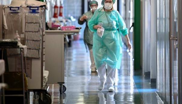 Broj preminulih od korone u svijetu premašio milion