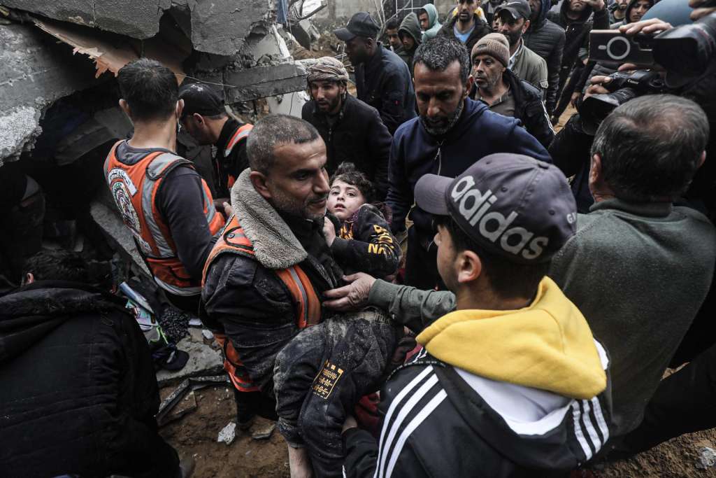 Broj ubijenih Palestinaca u Pojasu Gaze porastao na 30.800
