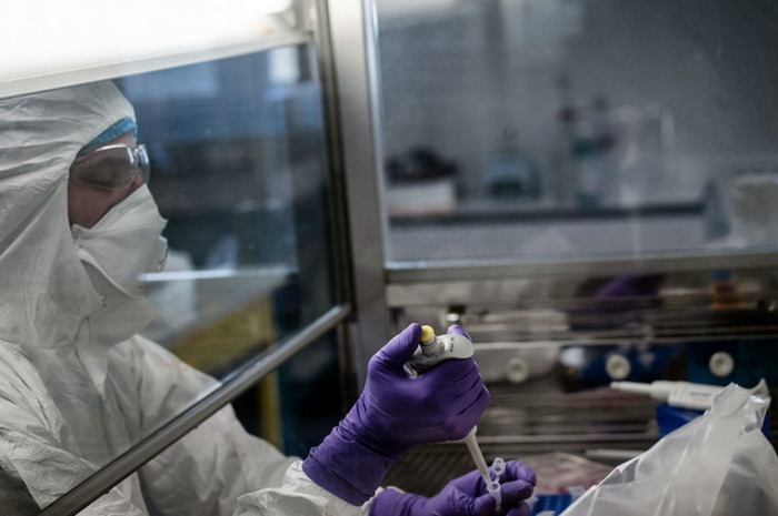 Broj umrlih od korona virusa u Francuskoj porastao na 450