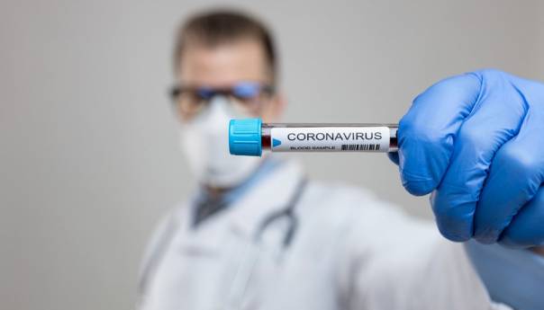 Broj umrlih u SAD-u od koronavirusa premašio 200.000