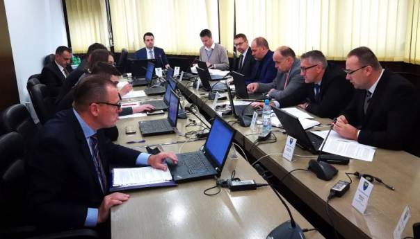 Broj zaposlenih u ZDK za deset mjeseci povećan za 2.439 osoba