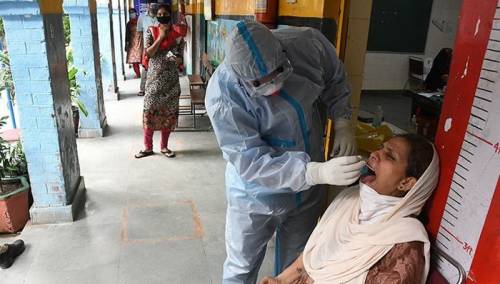 Broj zaraženih u Indiji nadmašio tri miliona ljudi