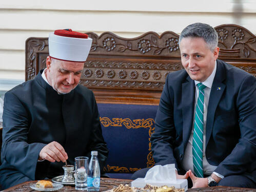 Brojni gosti na tradicionalnom bajramskom čestitanju kod reisa Kavazovića