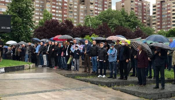 Brojni vjernici u Zenici klanjali bajram-namaz