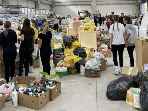 Volonteri u poplavama pogođenim područjima proživljavaju patnje stradalih