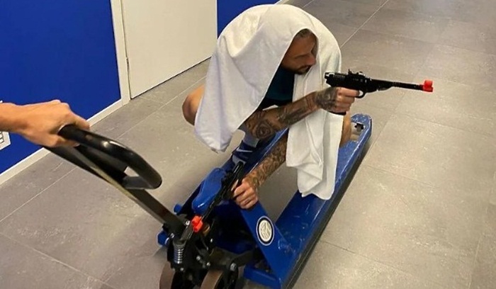 Brozović se opet šali na Instagramu: "Barella, gdje si?"