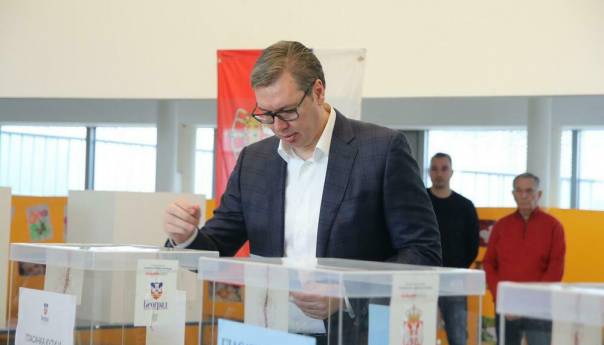 Bruxelles ili Moskva? Vučić se sada mora odlučiti