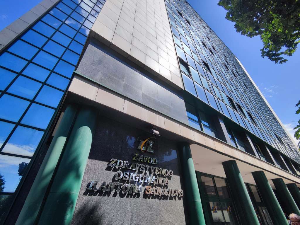 Brža online zamjena EZK i pogodnosti za kategorije koje ostvaruju pravo na besplatnu legitimaciju