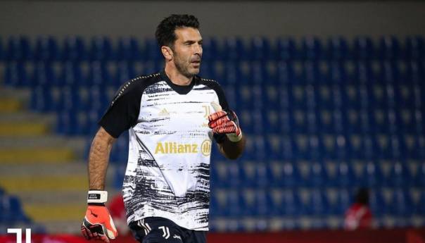 Buffon odigrao 650. meč od debija u Seriji A, većina saigrača se tad nije rodilo