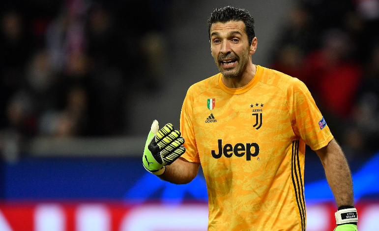 Buffon u humanitarnoj akciji: Rukavice na prodaju za žrtve zemljotresa