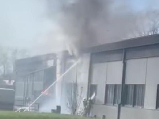 Buknuo veliki požar u bh. fabrici, uzrok se istražuje