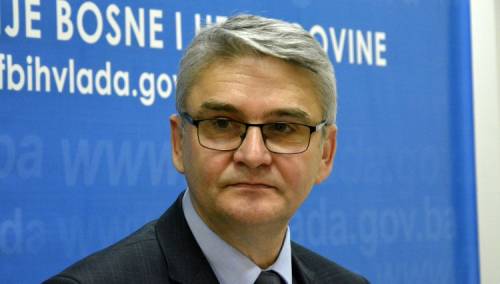 Bukvarević pozitivan na koronu, smješten na Podhrastove