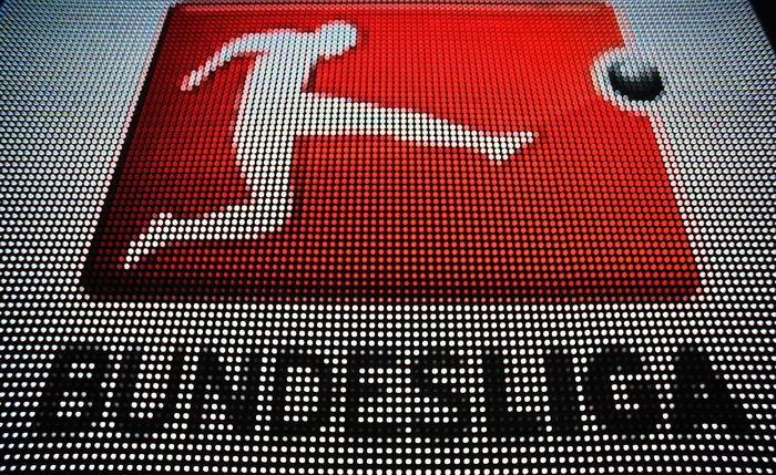 Bundesliga gubi milijardu eura