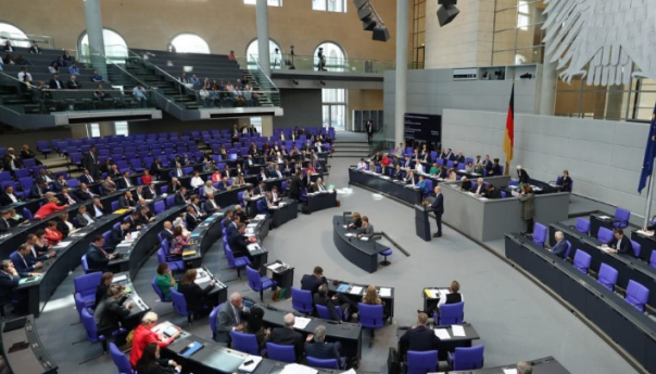 Bundestag danas o BiH: U Rezoluciji slanje vojnika, Dodik i Čović, sankcije