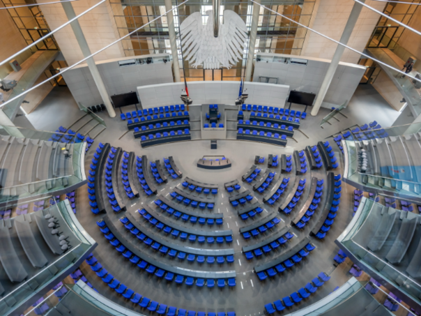 Bundestag danas odlučuje o novom kancelaru