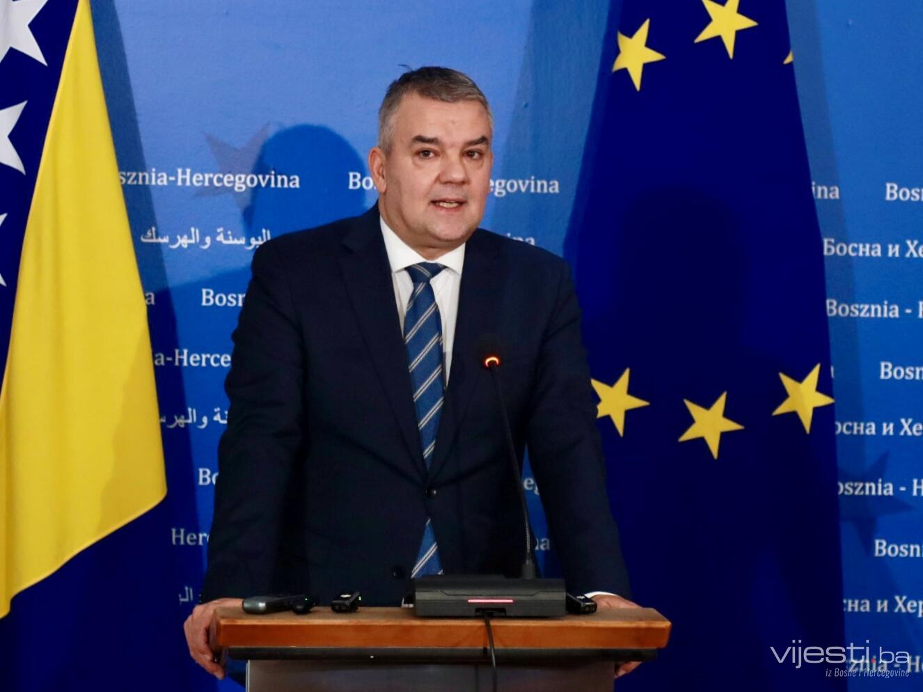 Bunoza: Ne vidim kome smeta usvajanje Zakona o Sudu i VSTV-u BiH