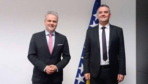 Bunoza razgovarao sa Sattlerom o evropskom putu i reformama