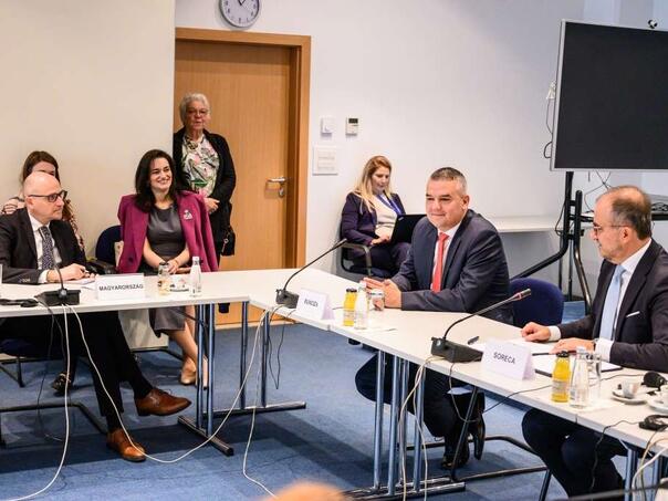 Bunoza: U BiH moramo odustati od maksimalističkih zahtjeva da bi usvojili reformske zakone