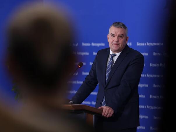 Bunoza: Žao mi je što zakoni nisu usvojeni