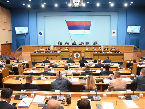 Burna rasprava u RS: Ko je preprodavao kupljena grobna mjesta