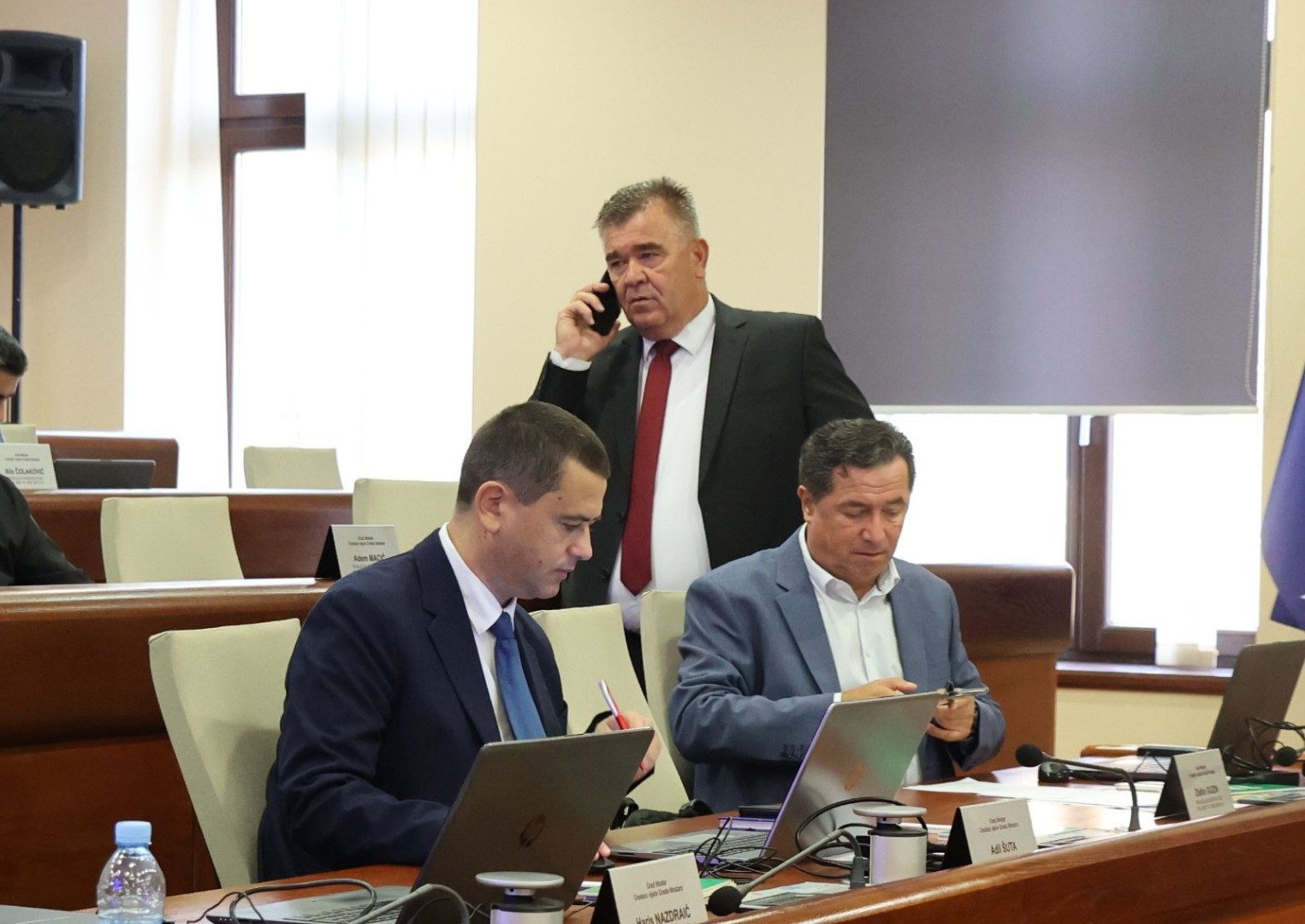 Burno u Mostaru, prekinuta sjednica Gradskog vijeća