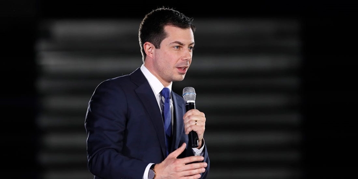 Buttigieg tijesno pobijedio na demokratskim predizborima u Iowi