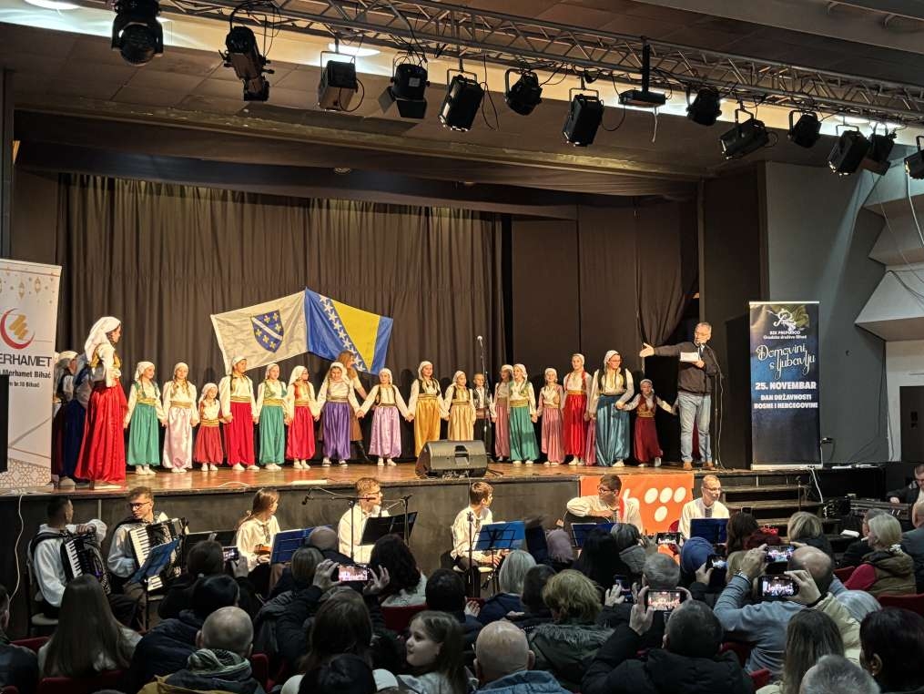 BZK Bihać i Merhamet Bihać obilježili Dan državnosti svečanim koncertom