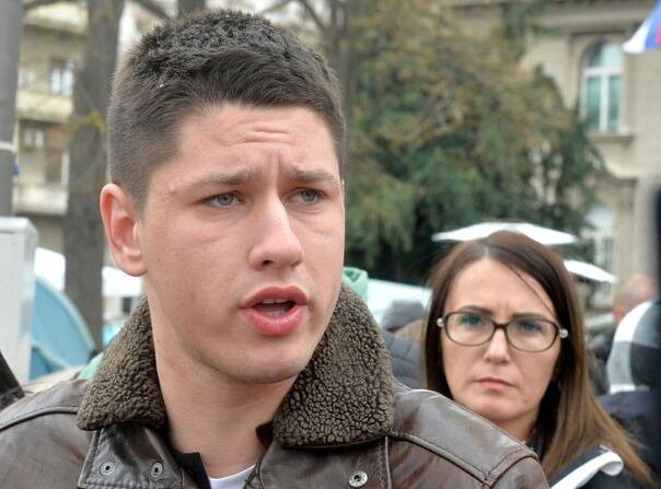 'Ćaci' izazvao incident u Delegaciji EU u Beogradu: Upao tražeći sastanak s Martom Kos