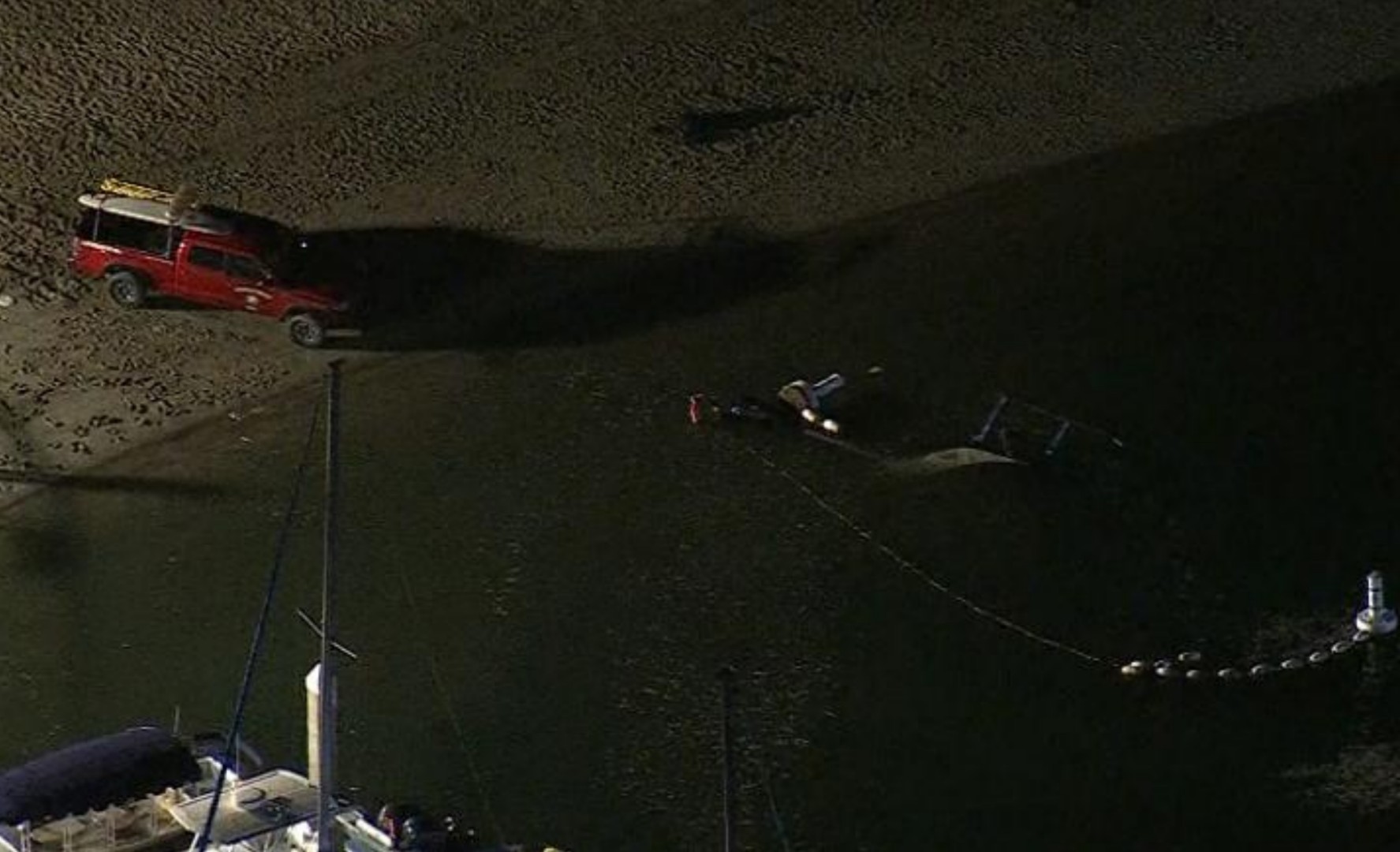 California: Srušio se policijski helikopter, poginuo policajac