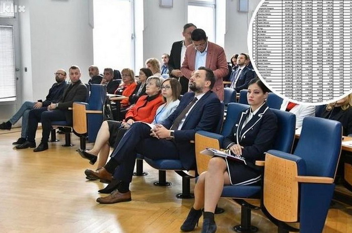 Čampara jedini nije uzeo zastupničke paušale