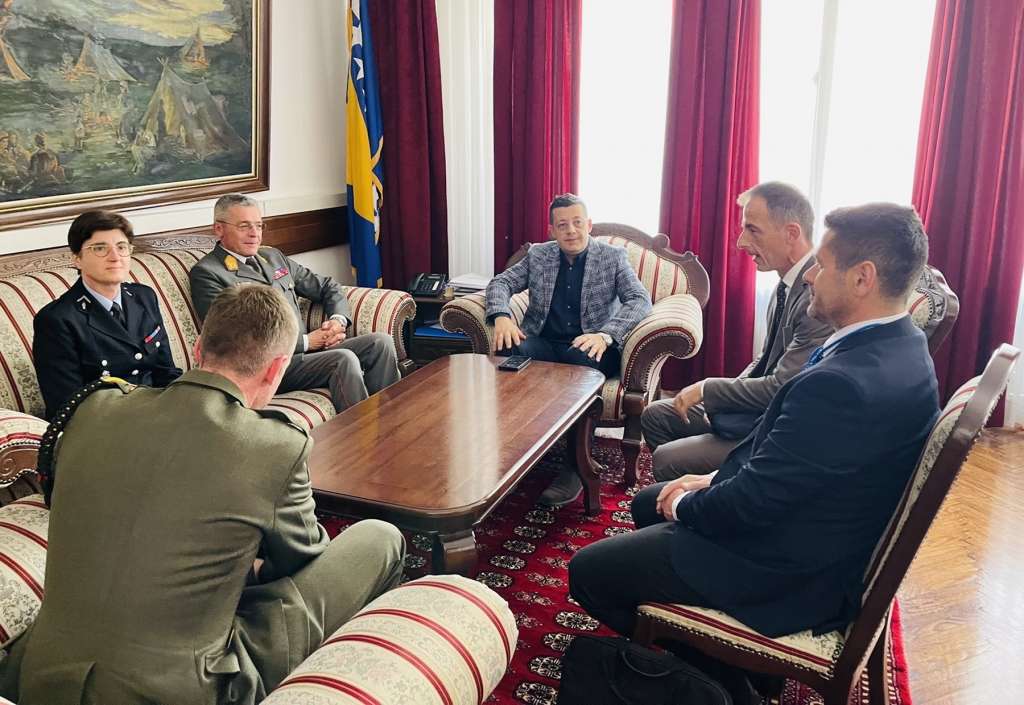 Čampara s komandantom EUFOR-a Wesseleyem: Opredjeljenost za jačanje saradnje