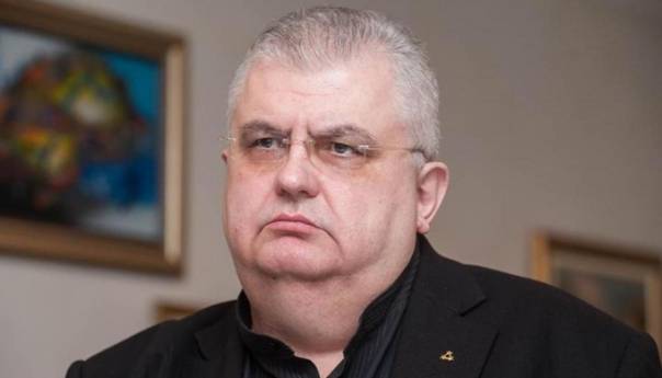 Čanak: Radije u pakao, nego u raj u kojem su predvodnici Irinej ili Amfilohije