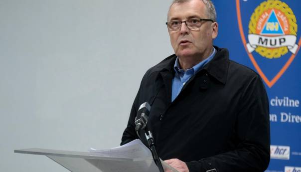 Capak: Ne dolazi u obzir zatvaranje osnovnih škola