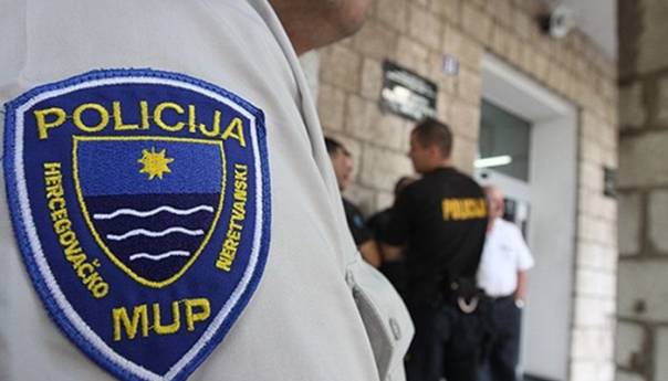 Čapljina: Dva migranta pronađena u hladnjači među paketima