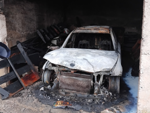 Čapljinskoj vijećnici zapaljen auto u toku noći