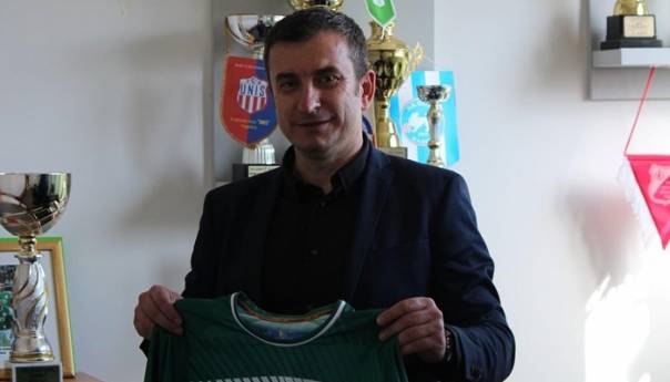 Ćatić pružio podršku igračima Klisa uoči historijske utakmice