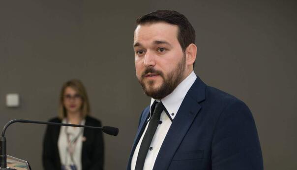 Čavalić protiv radnika: Slabi argumenti protiv neradne nedjelje