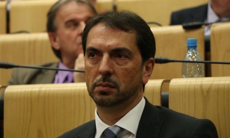 Čavara može razgovarati s kim želi, ali ne u ime entiteta