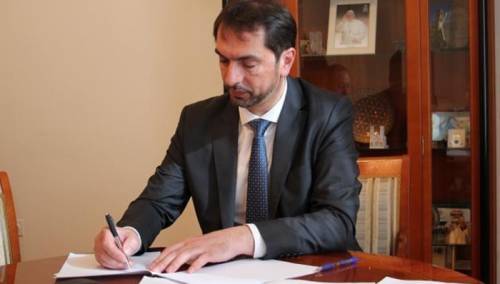 Čavara potpisao Ukaz o Zakonu o električnoj eneregiji
