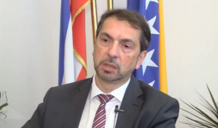 Čavara: Problem u odnosima federalnih partnera, a ne u meni