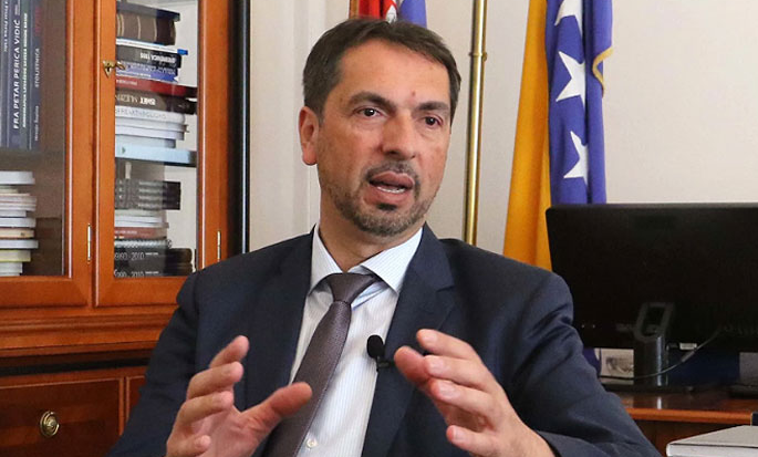Čavara: Schmidt je na godišnjem, ne znam ko je pisao pismo