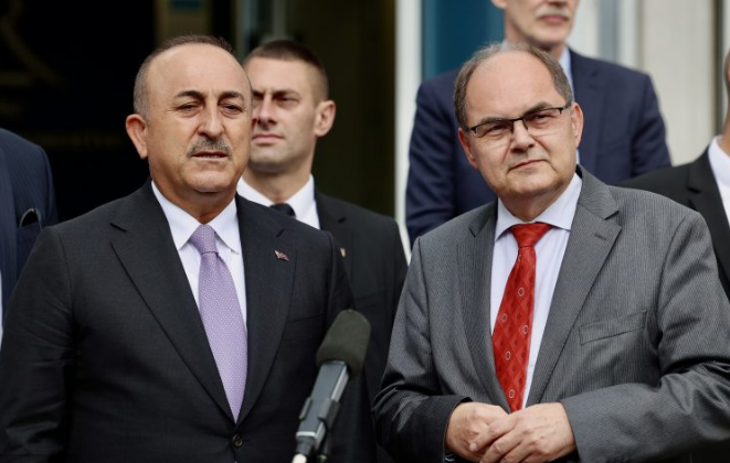 Cavusoglu dao podršku Schmidtu i OHR-u