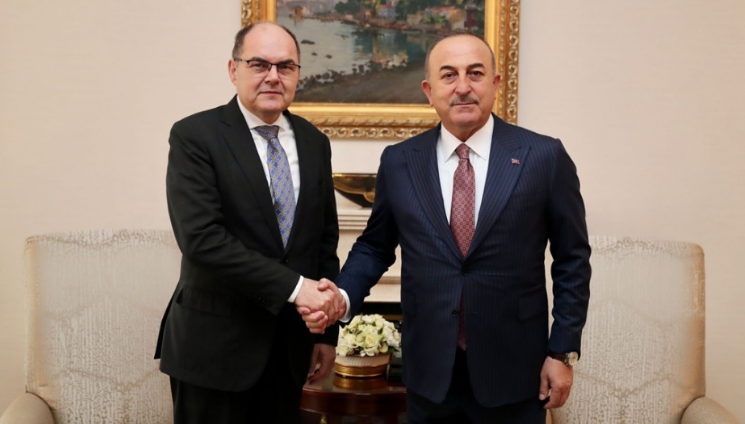 Cavusoglu u Ankari razgovarao sa Schmidtom