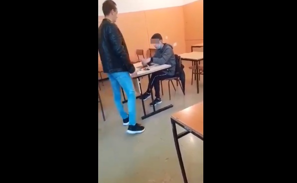 Cazin: U srednjoj školi maltretirali dječaka s autizmom, oglasio se direktor