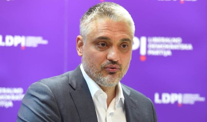 Jovanović oštetio policijsko vozilo, imao 1,5 promila alkohola u krvi