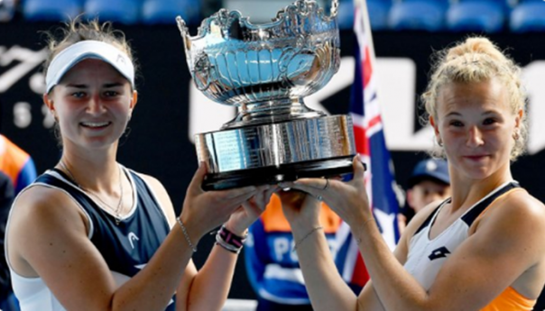 Čehinje Krejčikova i Siniakova pokorile Melbourne