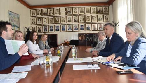 Čelik i Viteškić najavili podršku projektu "Smanji račun, sačuvaj šumu"