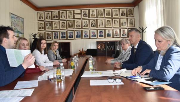 Čelik i Viteškić najavili podršku projektu "Smanji račun, sačuvaj šumu"